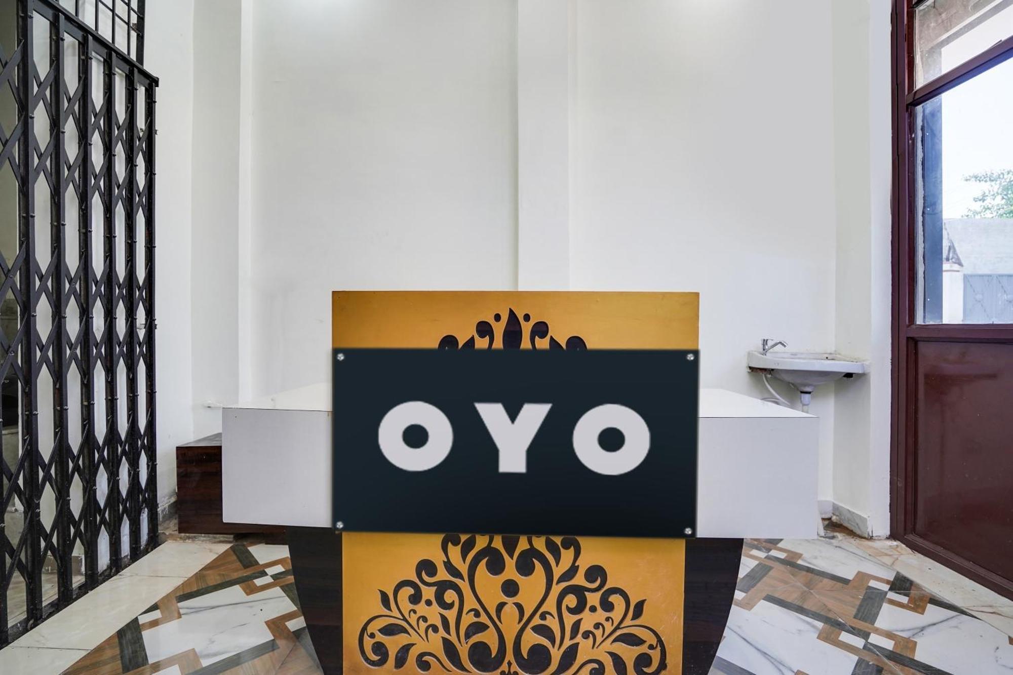 Hotel O The Moon Bareilly Eksteriør billede
