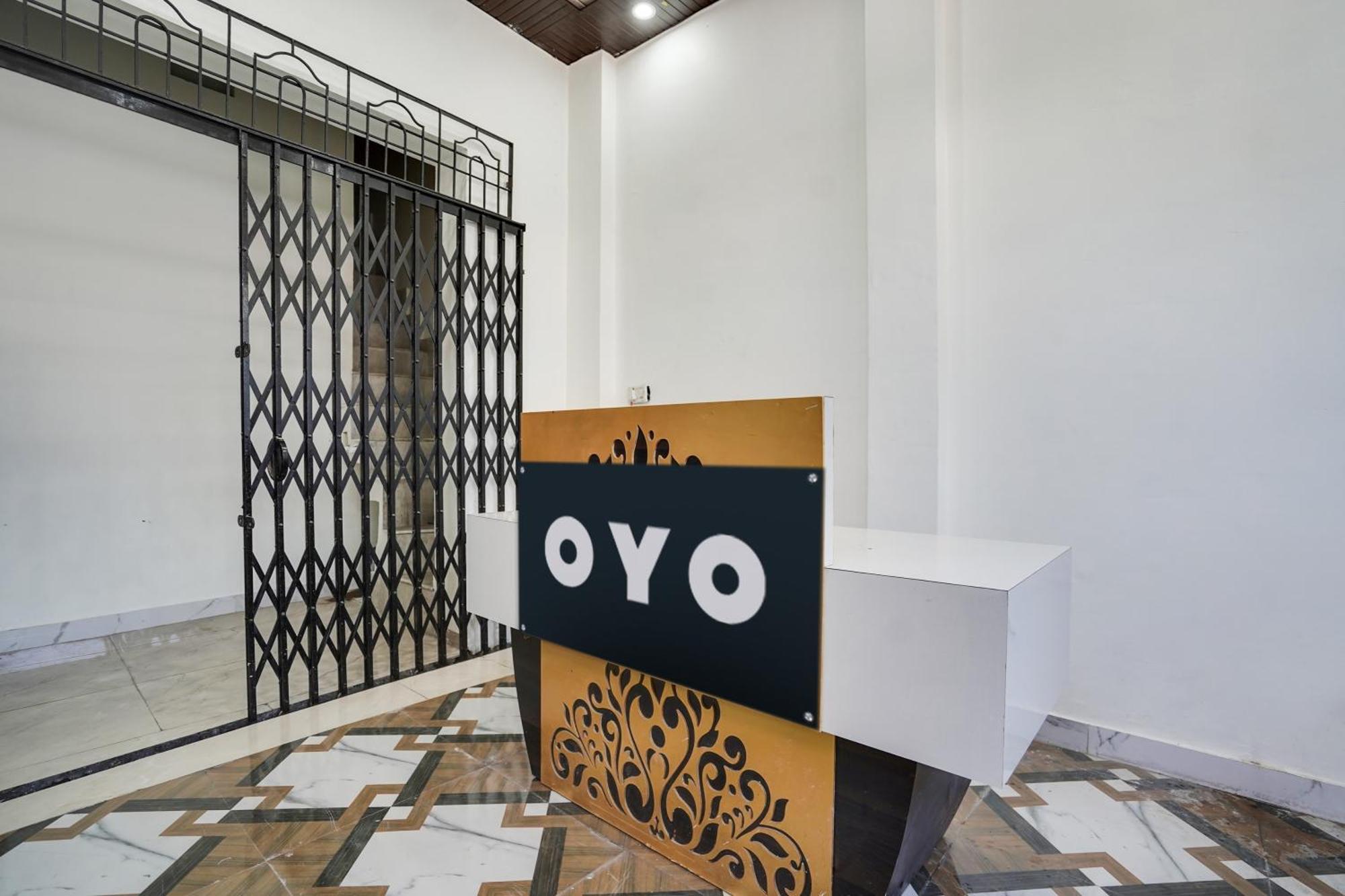 Hotel O The Moon Bareilly Eksteriør billede
